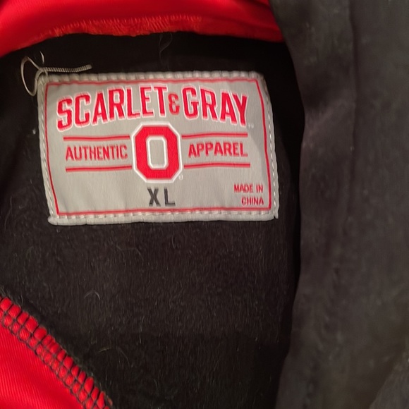Ohio State hoodie YXL EUC no rips tears or stains. Black w/red accents - Picture 3 of 4